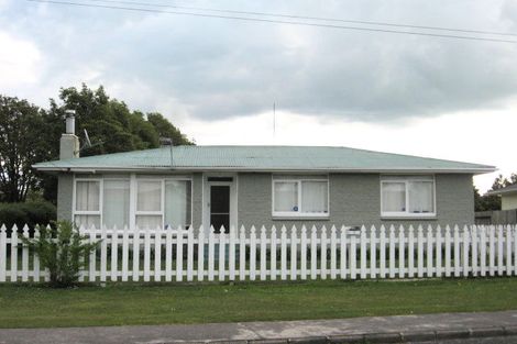 Photo of property in 8 Kahu Street, Utuhina, Rotorua, 3015