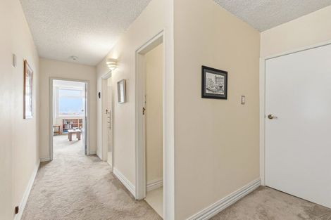 Photo of property in Jerningham Apartments, 20 Oriental Terrace, Oriental Bay, Wellington, 6011