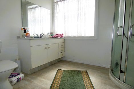 Photo of property in 120 Queen Street, Westport, 7825