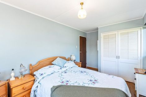 Photo of property in 9 Bermuda Grove, Paraparaumu Beach, Paraparaumu, 5032
