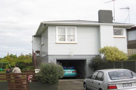 Photo of property in 12 Elm Grove, Westown, New Plymouth, 4310