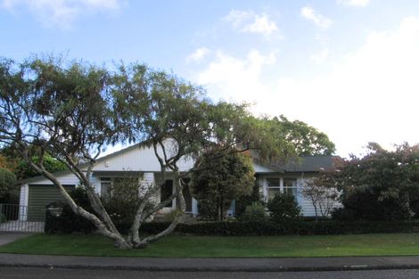 Photo of property in 8 Kowhai Grove, Waikanae, 5036