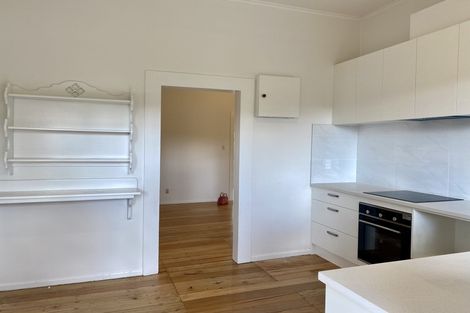 Photo of property in 48 The Avenue, Albany, Auckland, 0632