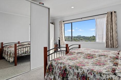 Photo of property in 16 Sterling Gate Drive, Bethlehem, Tauranga, 3110