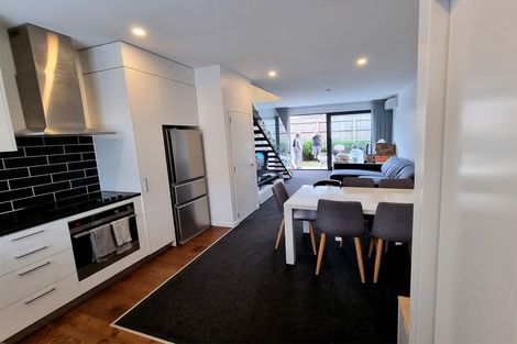 Photo of property in 9/20 Trent Street, Island Bay, Wellington, 6023