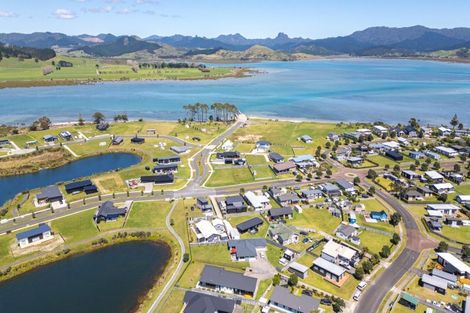 Photo of property in 174 Harbour Drive, Matarangi, Whitianga, 3592