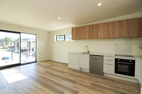 Photo of property in 19-19a The Strand, Wainuiomata, Lower Hutt, 5014