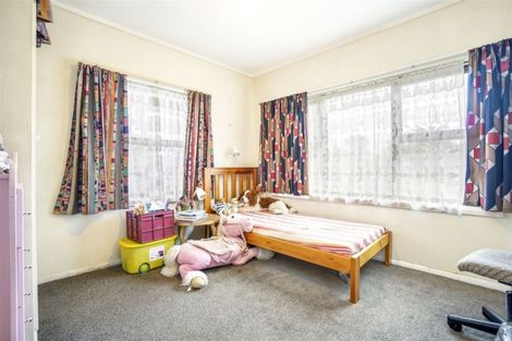 Photo of property in 335 Cambridge Road, Hillcrest, Hamilton, 3216