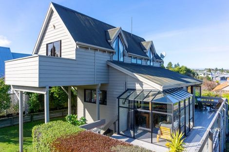 Photo of property in 12 Harvey Street, Waipahihi, Taupo, 3330