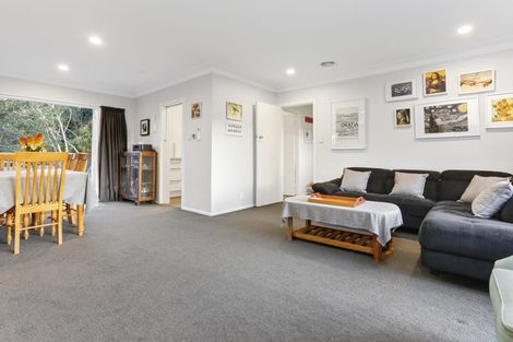 Photo of property in 792 West Coast Road, Oratia, Auckland, 0604