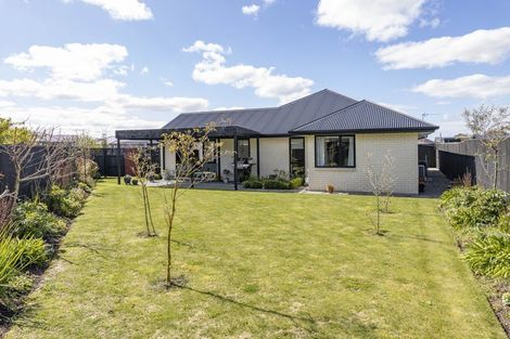 Photo of property in 1 Stratford (pvt) Way, Rangiora, 7400