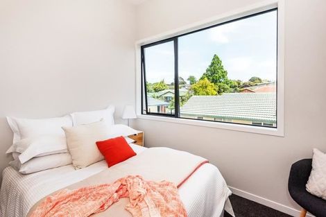 Photo of property in 5/4165 Great North Road, Glen Eden, Auckland, 0602