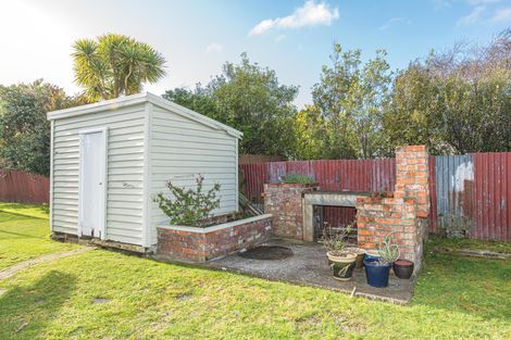 Photo of property in 2 Moore Avenue, Tawhero, Whanganui, 4501