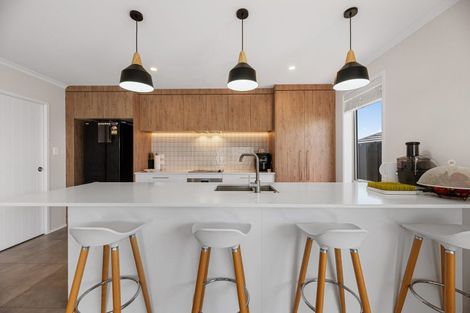 Photo of property in 4 Ash Lane, Omokoroa, 3114