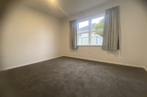 Photo of property in 46 Stewart Drive, Newlands, Wellington, 6037