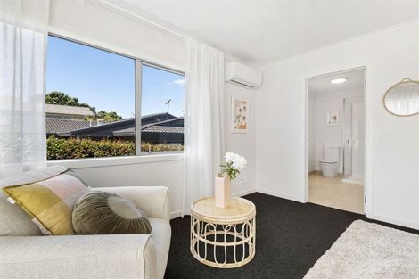 Photo of property in 7a Varlene Terrace, Forrest Hill, Auckland, 0620