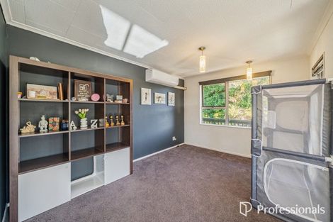 Photo of property in 110 Holborn Drive, Stokes Valley, Lower Hutt, 5019