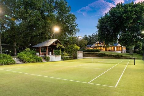 Photo of property in 124 Puketitiri Road, Poraiti, Napier, 4182