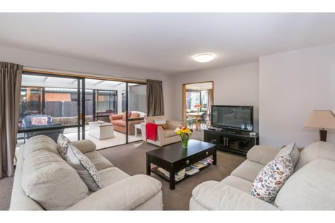 Photo of property in 2/8 Herbs Place, Cashmere, Christchurch, 8022