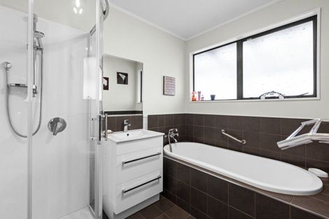 Photo of property in 809 Collinge Road, Mayfair, Hastings, 4122