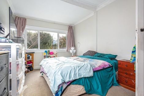 Photo of property in 33 Rewa Street, Takaro, Palmerston North, 4412