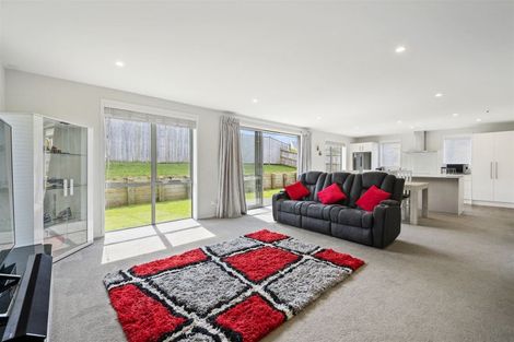 Photo of property in 8 Muirhill Place, Pokeno, 2402