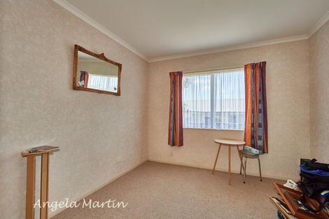 Photo of property in 96 Kelvin Grove Road, Kelvin Grove, Palmerston North, 4414