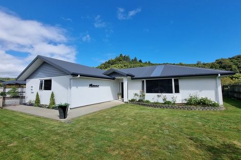 Photo of property in 20 Westvale Drive, Greymouth, 7805