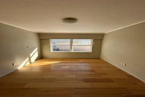 Photo of property in 1/419 Great South Road, Opaheke, Papakura, 2113
