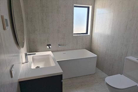 Photo of property in 12 Coopworth Street, Karaka, 2580