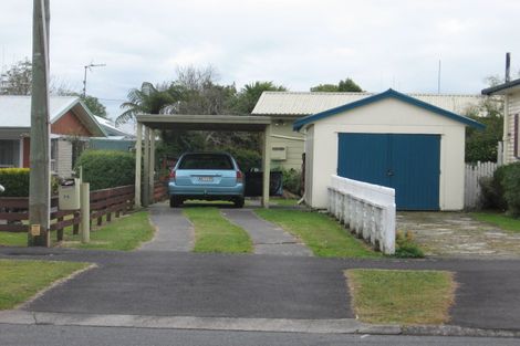 Photo of property in 2 Moncrieff Avenue, Fairfield, Hamilton, 3214