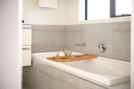 Photo of property in 8 Faber Place, Rototuna North, Hamilton, 3210