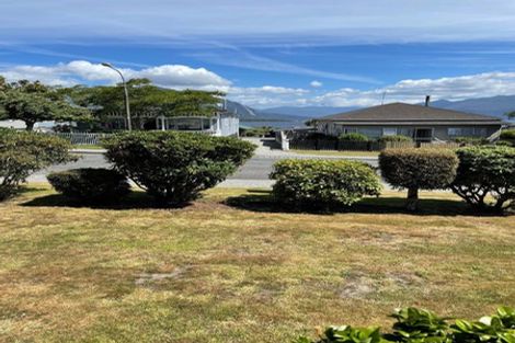 Photo of property in 66 Ahau Street, Moana, 7872