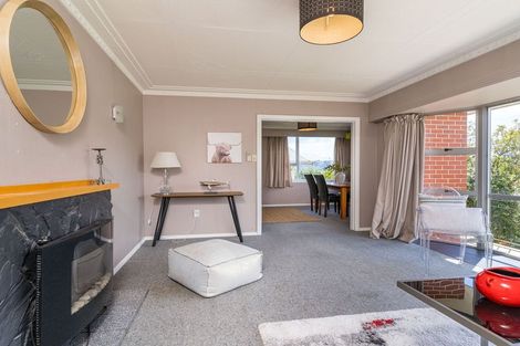 Photo of property in 10 Kinmont Crescent, Kinmont Park, Mosgiel, 9024