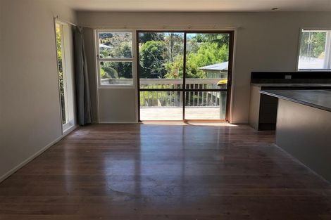 Photo of property in 28 Halver Road, Hillpark, Auckland, 2102