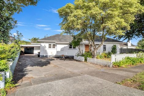 Photo of property in 202 Botanical Road, Takaro, Palmerston North, 4412