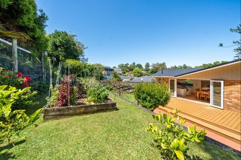 Photo of property in 9 Oawai Place, Marfell, New Plymouth, 4310