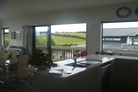 Photo of property in 86 Isabella Drive, Pukekohe, 2120