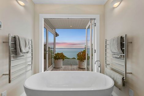 Photo of property in 8 Rawene Avenue, Westmere, Auckland, 1022