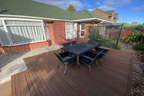 Photo of property in 87 Withells Road, Avonhead, Christchurch, 8042