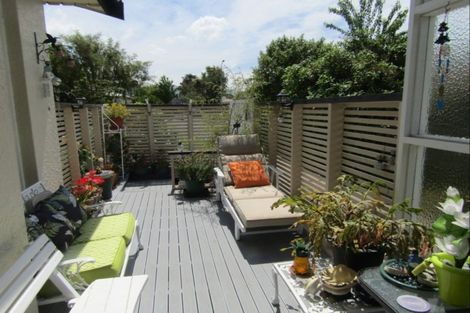 Photo of property in 35 Rhodes Street, Waimate, 7924