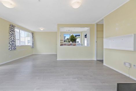 Photo of property in 24 Richmond Avenue, Richmond Heights, Taupo, 3330