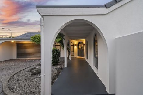 Photo of property in 56 Solway Avenue, Ilam, Christchurch, 8041
