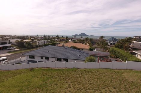 Photo of property in 10 Ocean View Road, Coastlands, Whakatane, 3120