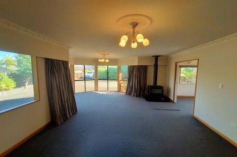 Photo of property in 99a Atawhai Road, Fitzherbert, Palmerston North, 4410