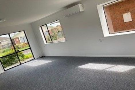 Photo of property in 1 Masonic Close, Takaro, Palmerston North, 4412