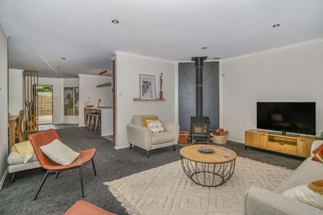 Photo of property in 118 Brougham Street, Westport, 7825