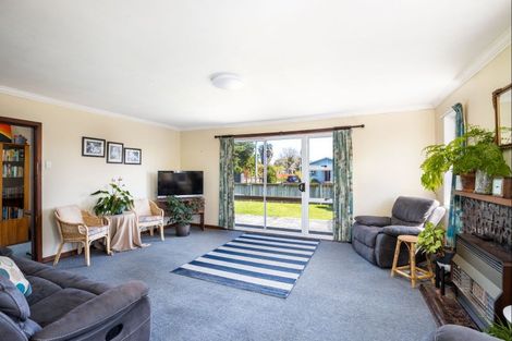 Photo of property in 131 Seaview Road, Westown, New Plymouth, 4310