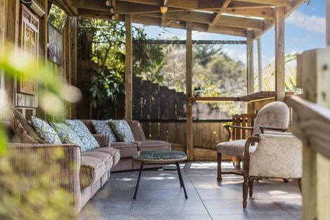 Photo of property in 295 Main Road, Tawa, Wellington, 5028