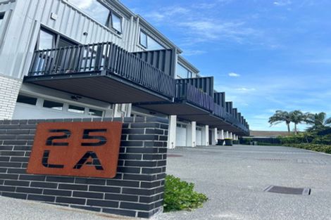 Photo of property in 7/25 Lloyd Avenue, Mount Albert, Auckland, 1025